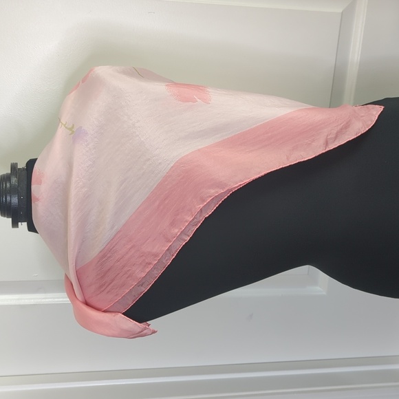 Elegant Pink Floral Scarf with Luxurious Rolled Hem - Picture 6 of 9